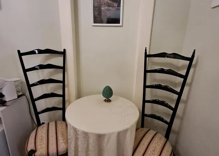 Stella Πανσιόν 3*